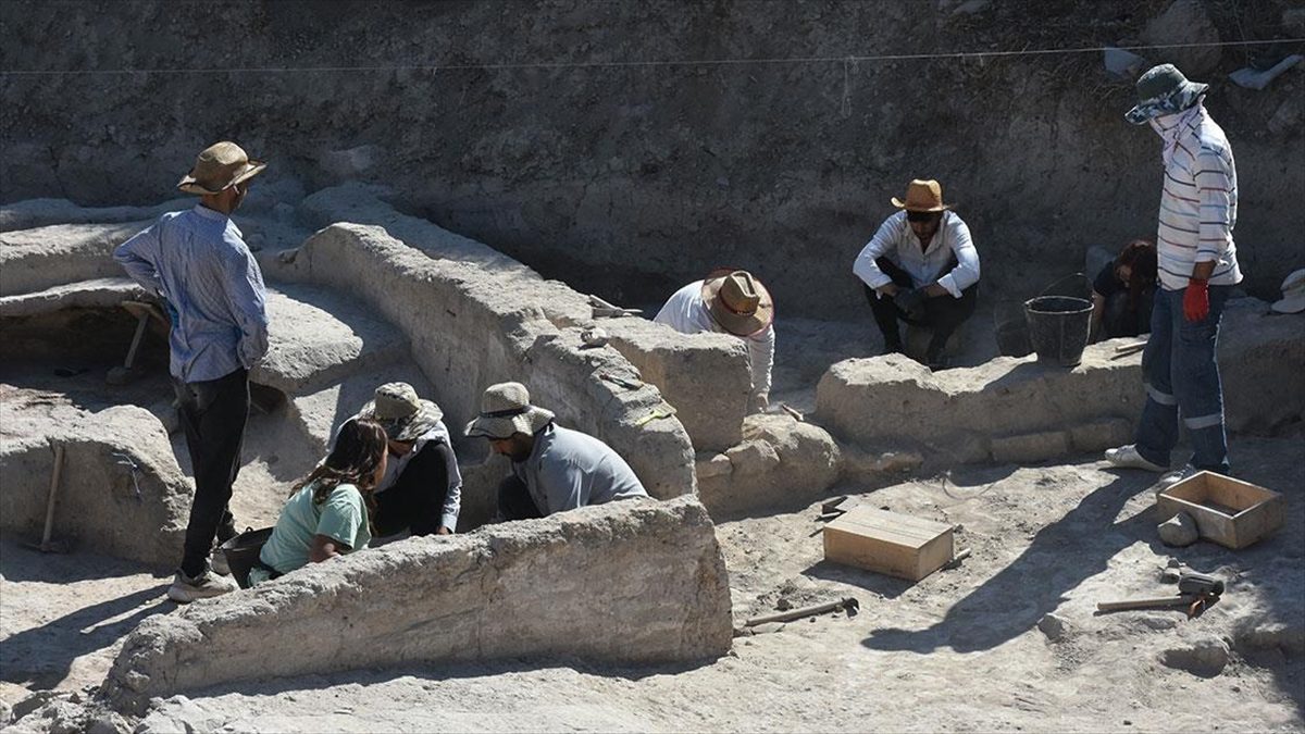 İtalyan arkeolog 28 yıldır Arslantepe’de tarihin izini sürüyor