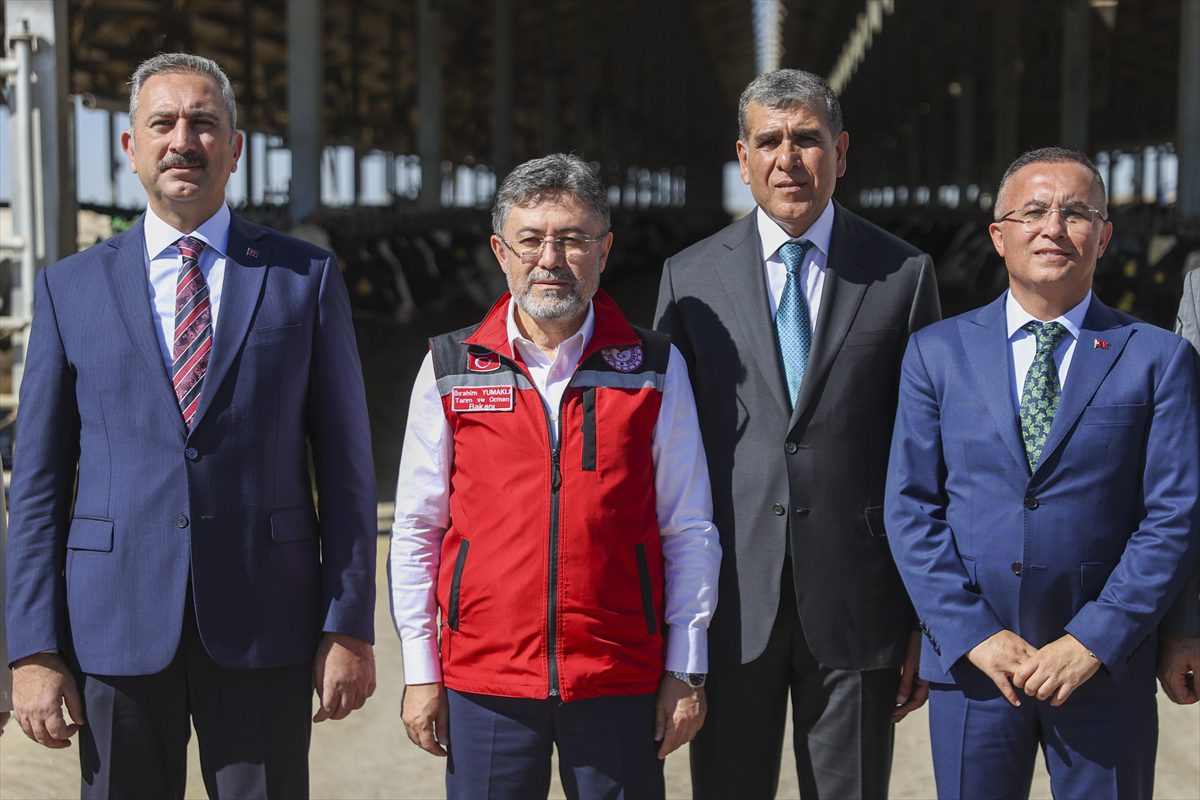 Tarım ve Orman Bakanı Yumaklı, Gaziantep'te destek ödemeleri hakkında konuştu: