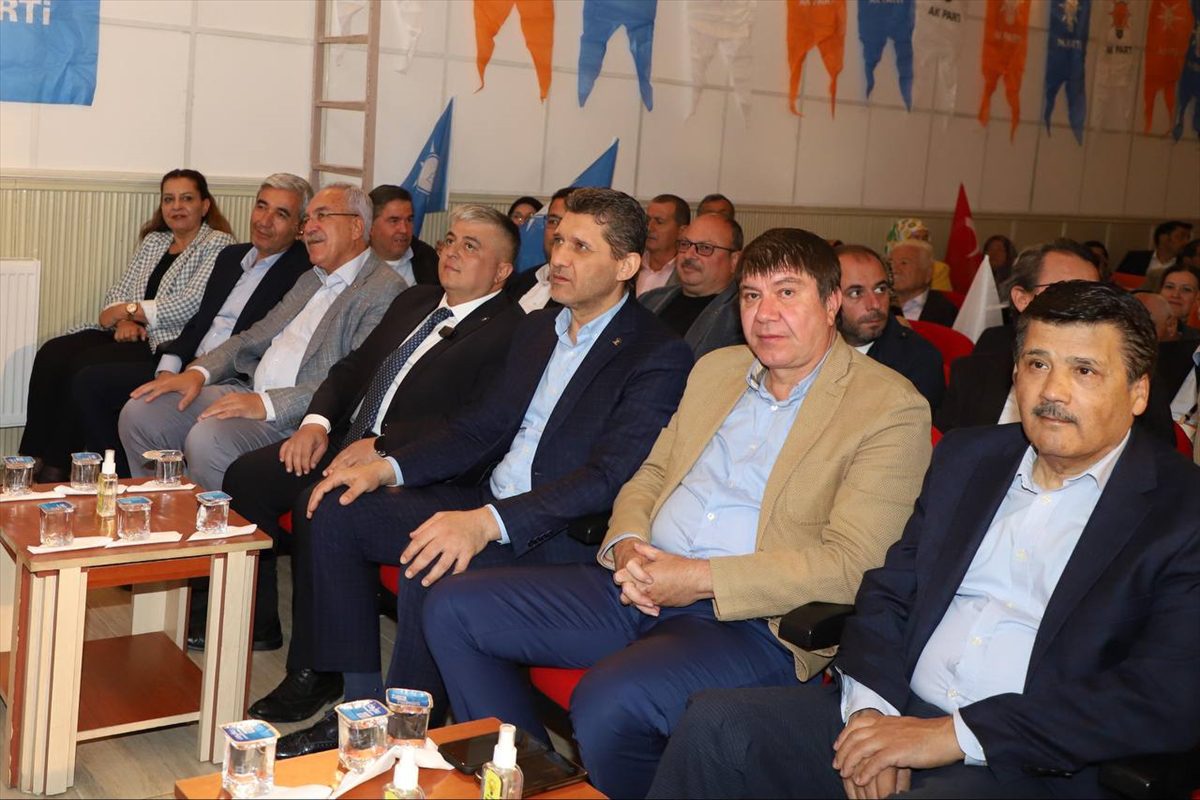 AK Parti Akseki İlçe Başkanlığına Gündoğdu yeniden seçildi