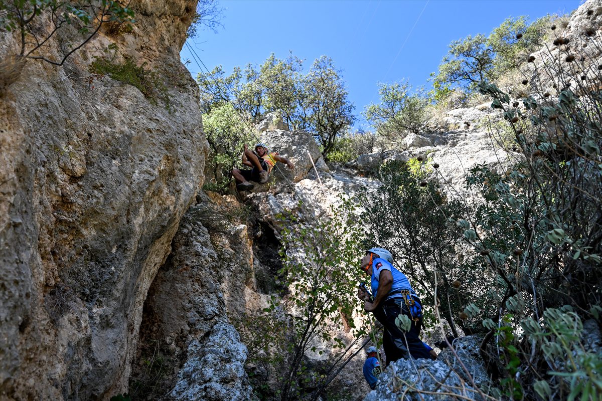 Antalya dağcılık ve kaya tırmanışının da vazgeçilmez rotası oldu