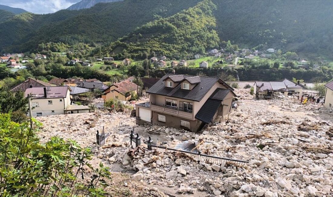 Bosna Hersek'te etkili olan şiddetli yağışlar Jablanica, Konjic, Fojnica ve