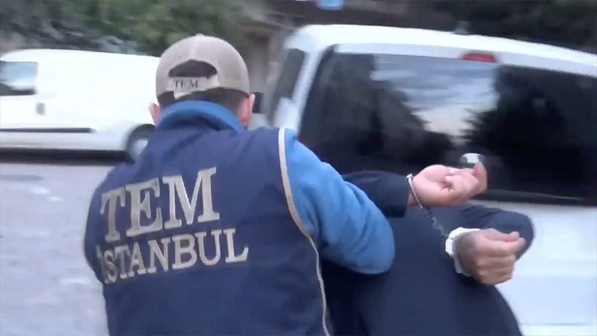 FETÖ'ye yönelik İstanbul merkezli operasyonda 15 şüpheli yakalandı