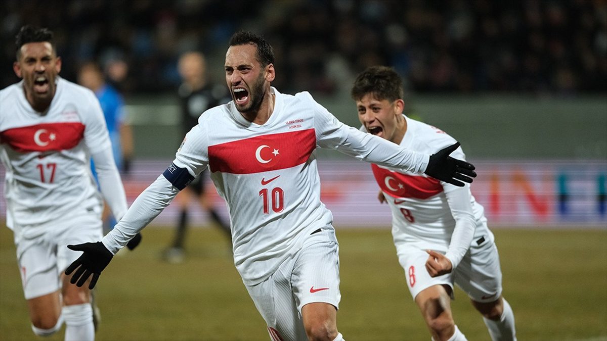 Hakan Çalhanoğlu'ndan “milli takım” değerlendirmesi: İstediğimiz sonuçları alıyoruz