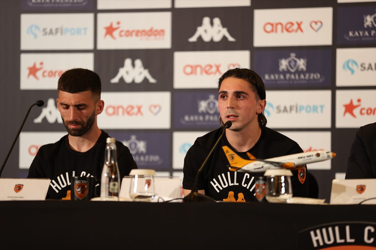 Hull City’li Abdülkadir Ömür, Premier Lig’de forma hedefliyor