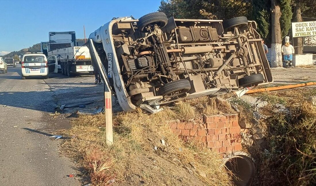 Manisa'nın Salihli ilçesinde tırın