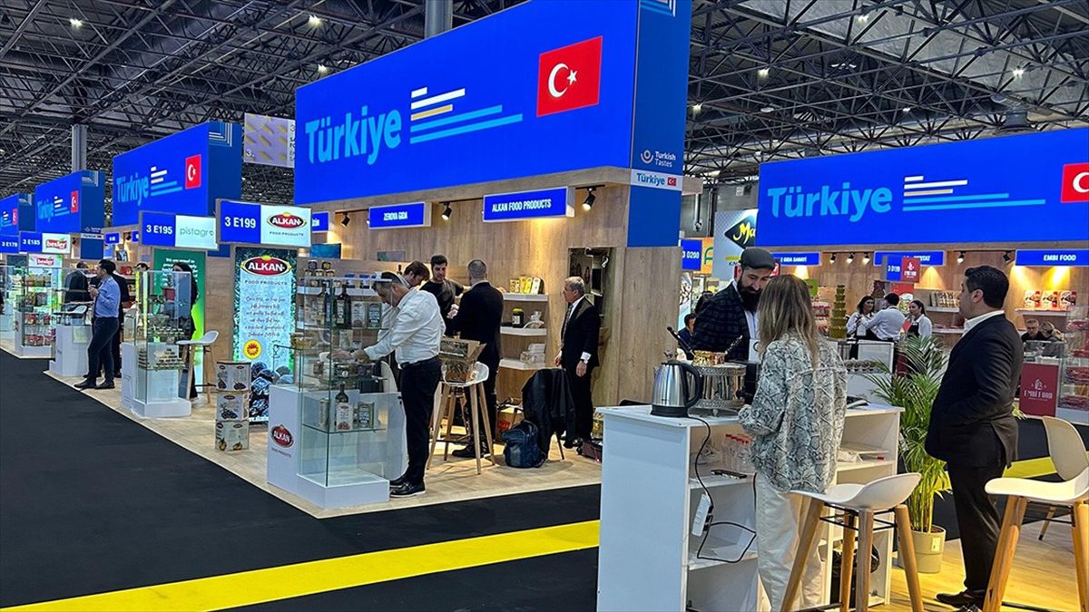 Türkiye, dünyanın en büyük gıda ve içecek fuarı SIAL Paris'e 346 firmayla rekor katılım sağladı