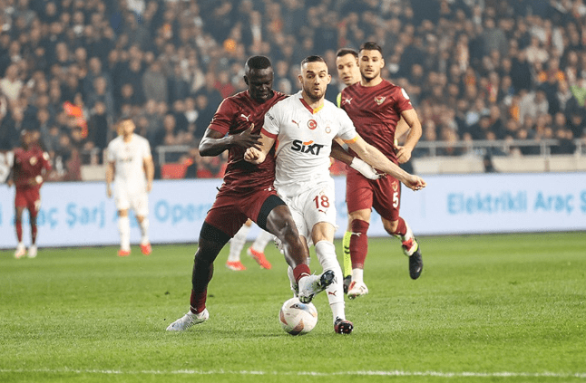 Trendyol Süper Lig'in 20. haftasında Galatasaray düşme hattında bulunan Hatayspor