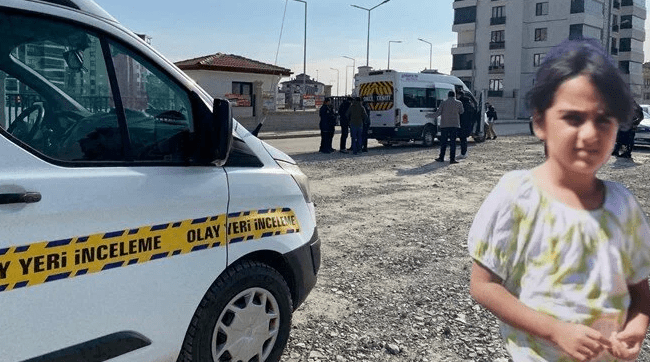 Elazığ'da okul servisinin çarptığı ortaokul öğrencisi 11 yaşındaki Zeynep Akat